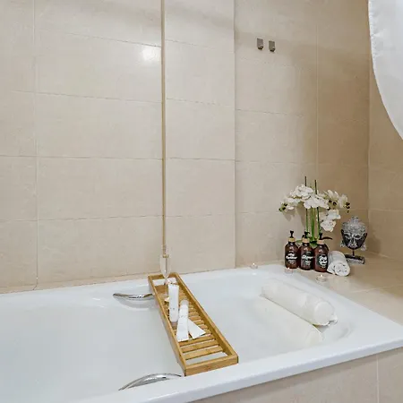 Luxury Dakota בית נופש *